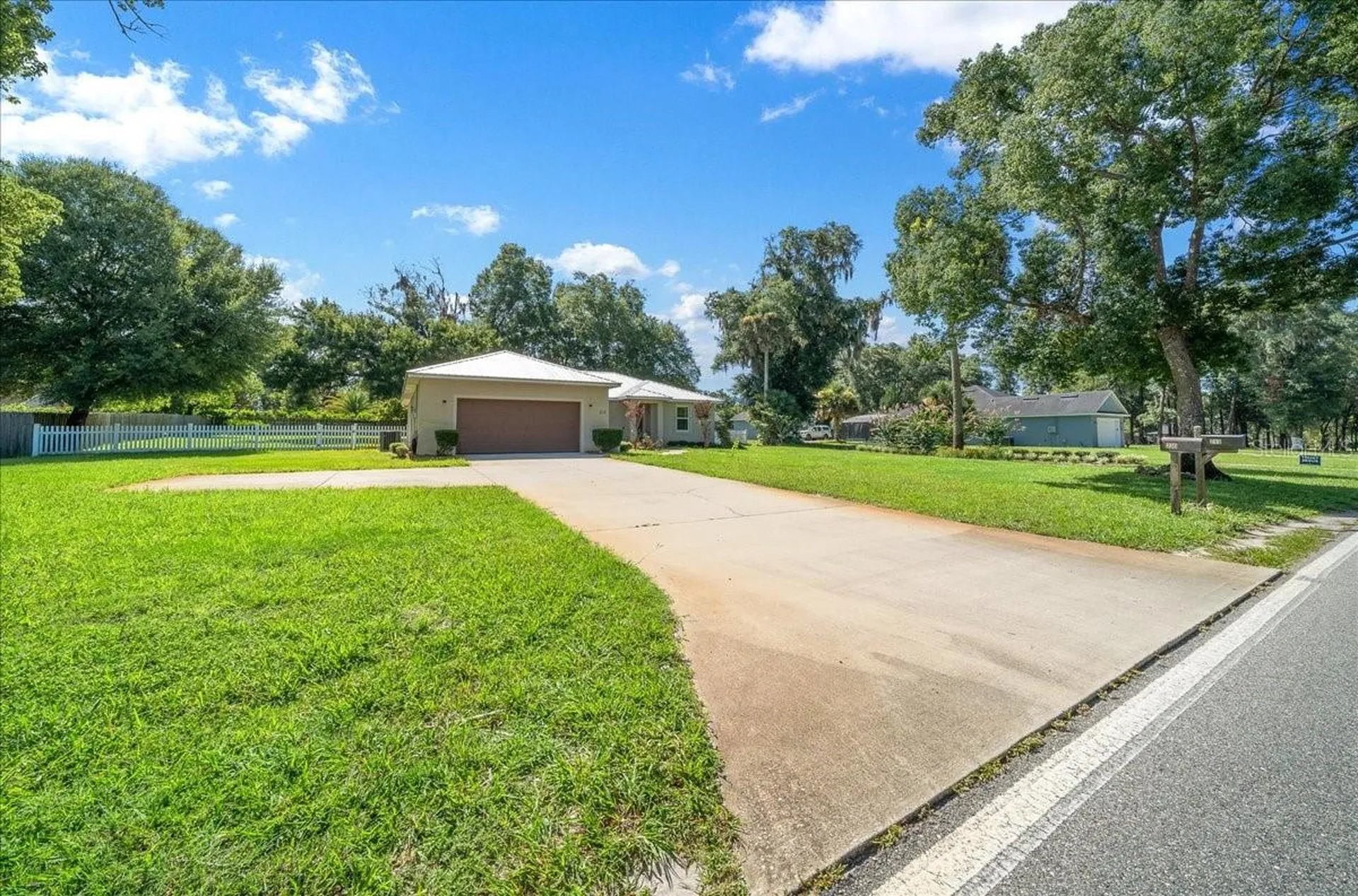 213 Grand Avenue Deland FL 32720
