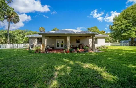 213 Grand Avenue Deland FL 32720
