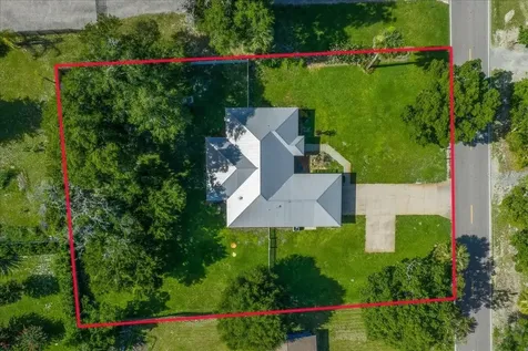 213 Grand Avenue Deland FL 32720