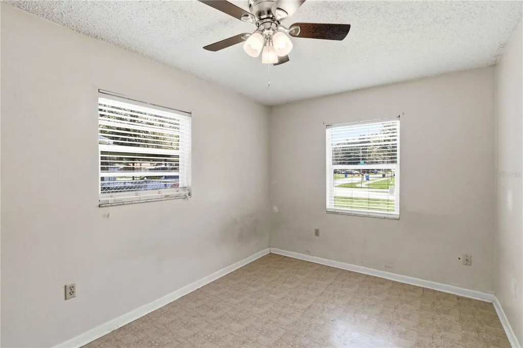 2113 Oakview Lane Plant City FL 33566