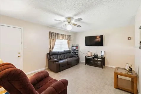 2113 Oakview Lane Plant City FL 33566