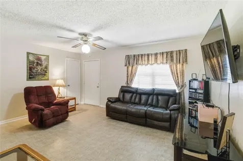 2113 Oakview Lane Plant City FL 33566