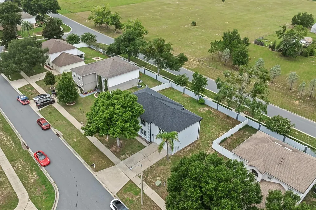 2960 White Magnolia Loop Clermont FL 34711