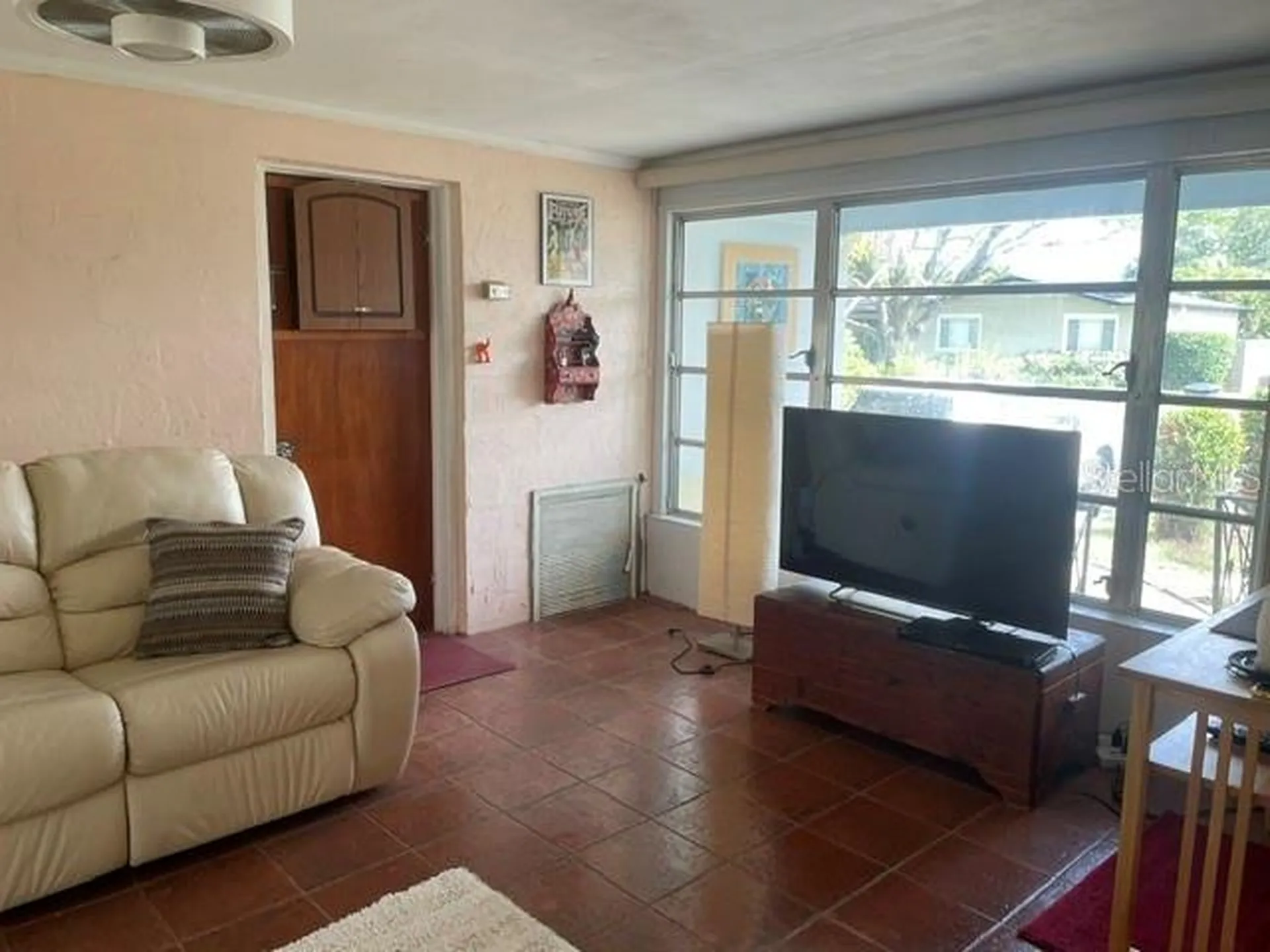 3752 Benson Avenue N St Petersburg FL 33713