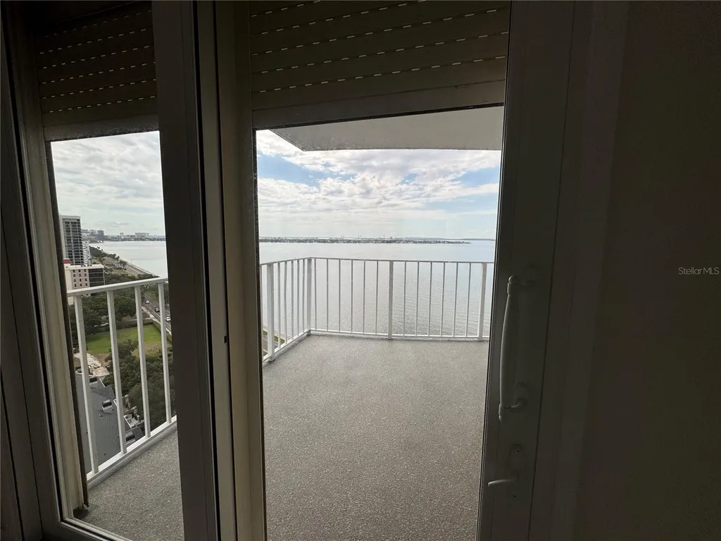 2611 Bayshore Boulevard Tampa FL 33629