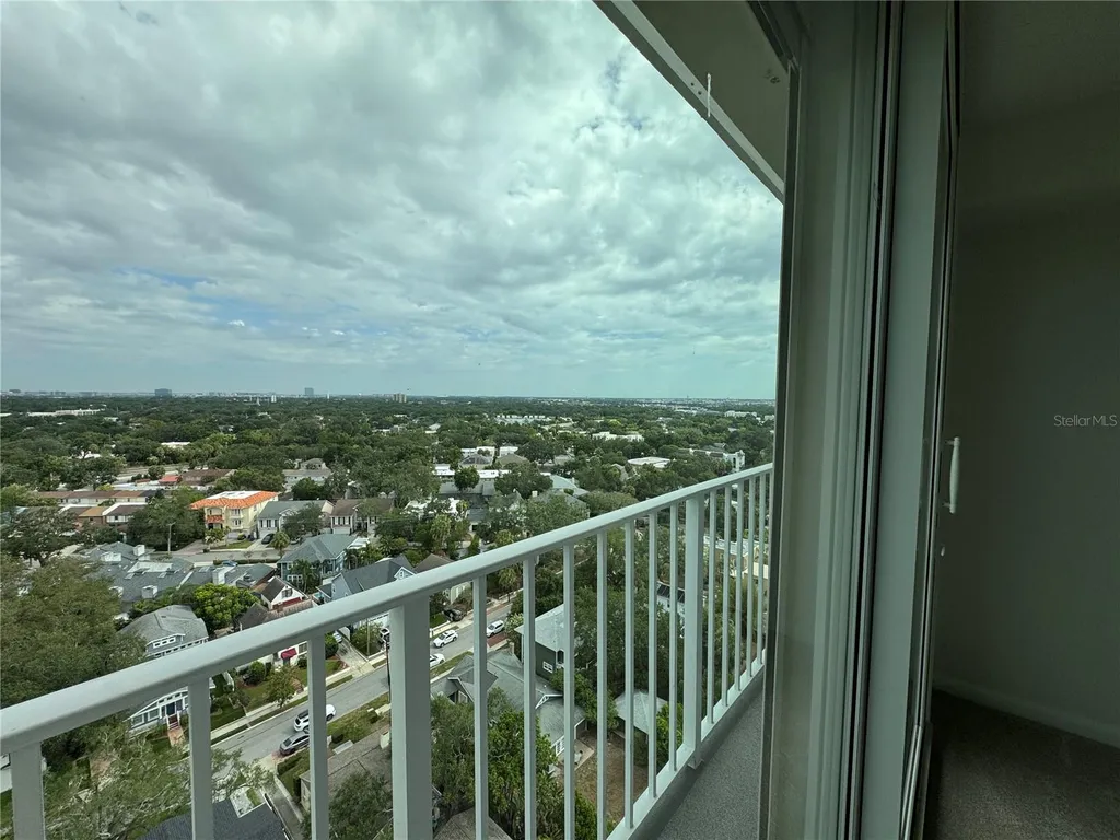 2611 Bayshore Boulevard Tampa FL 33629