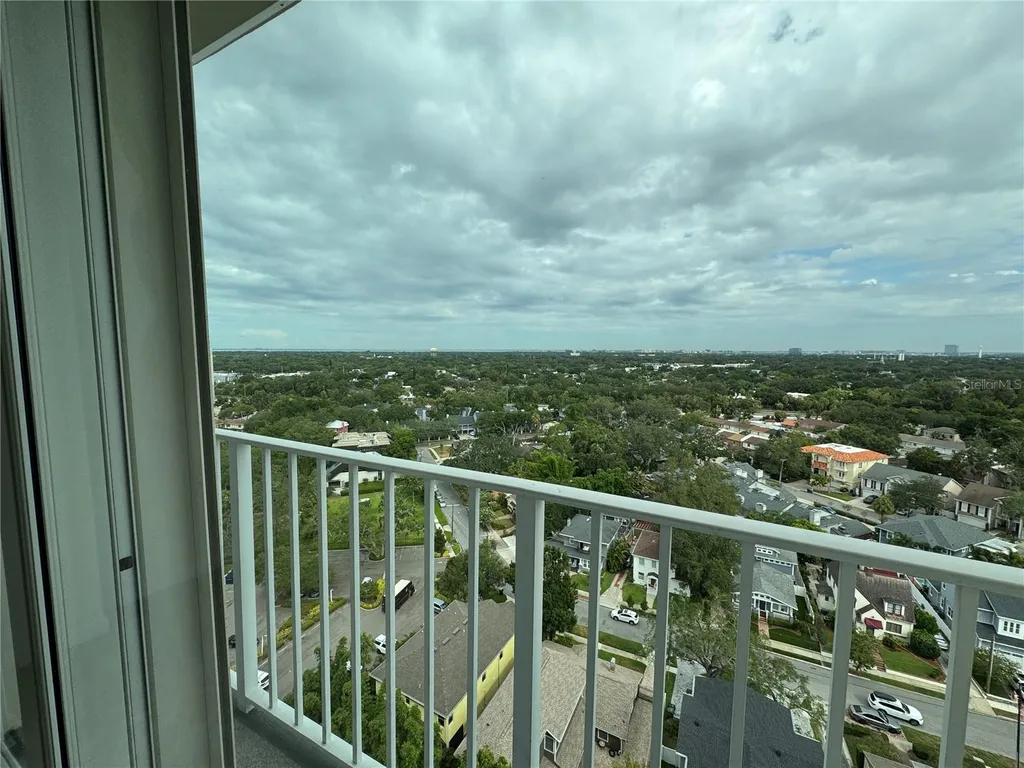 2611 Bayshore Boulevard Tampa FL 33629