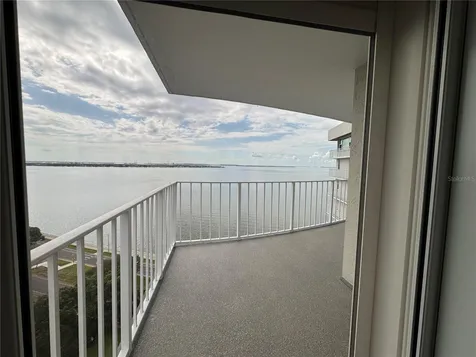 2611 Bayshore Boulevard Tampa FL 33629