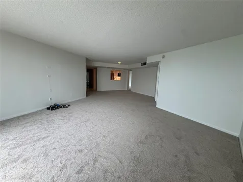 2611 Bayshore Boulevard Tampa FL 33629