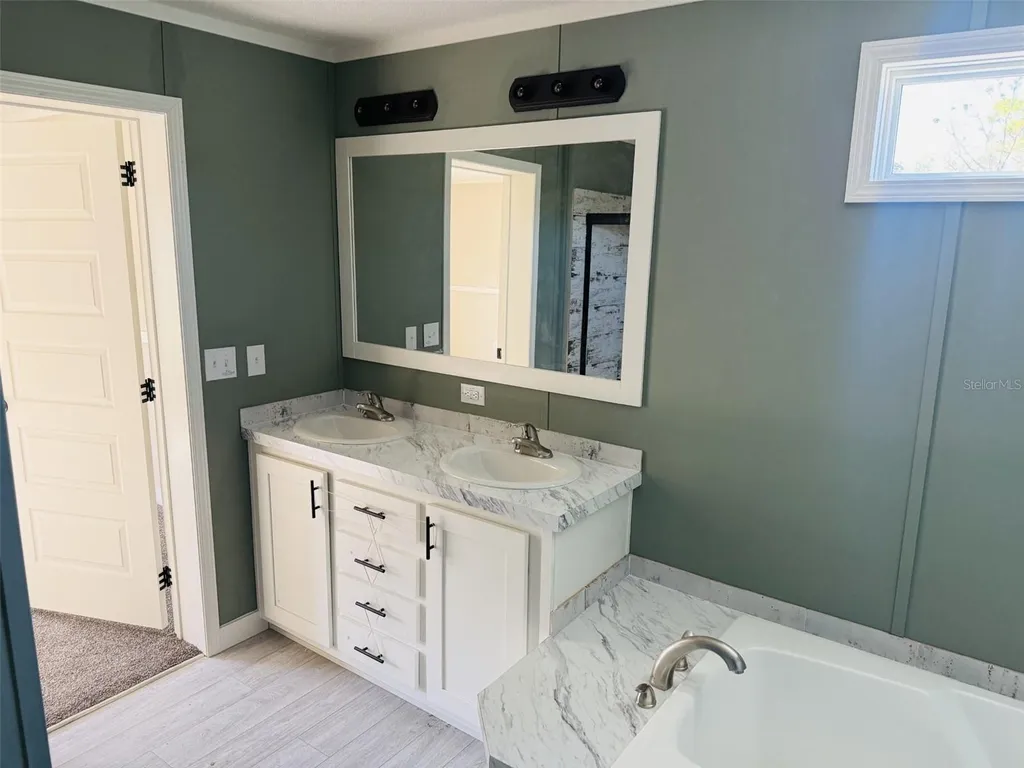 10465 161st Street Live Oak FL 32060