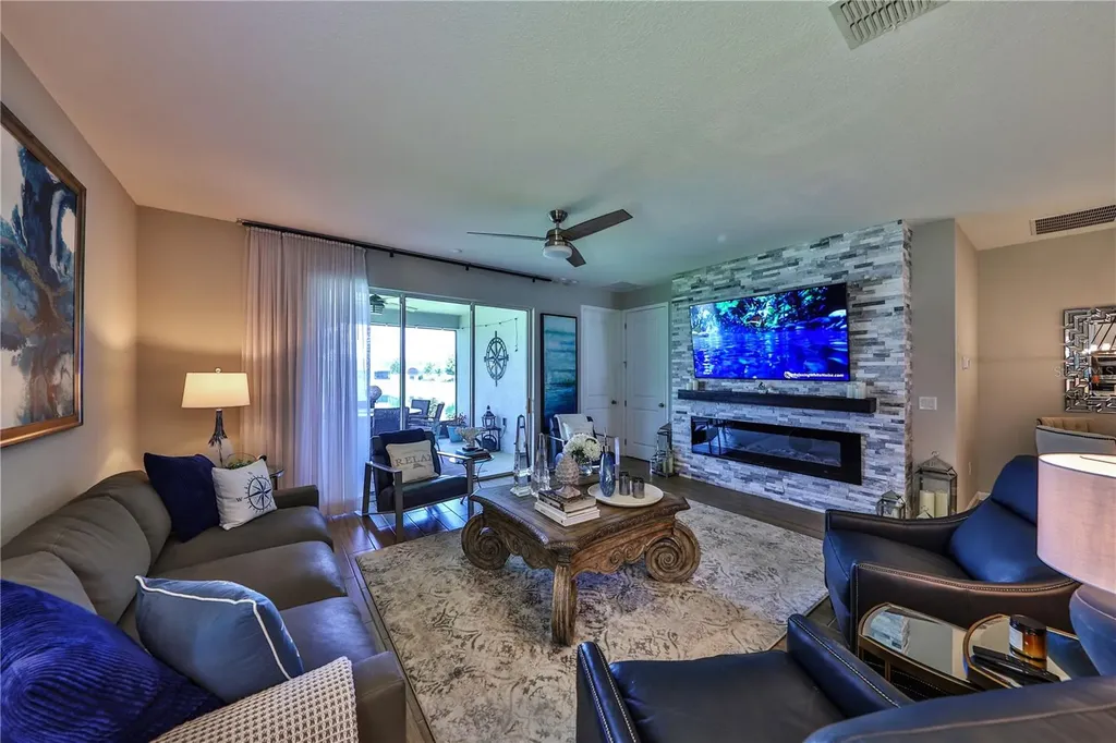 1049 Wanderer Drive Deltona FL 32738