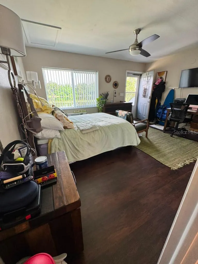 4140 Dolphin Drive Tampa FL 33617