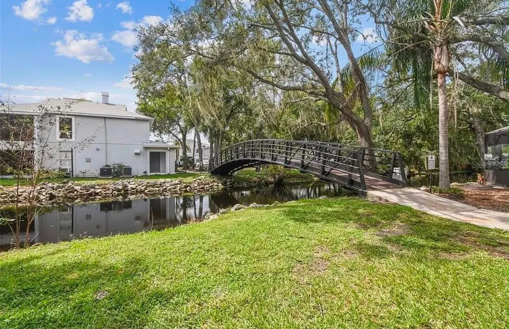 4140 Dolphin Drive Tampa FL 33617