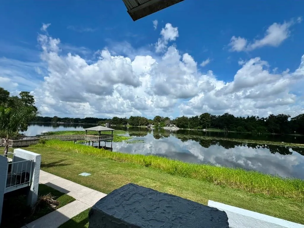 4140 Dolphin Drive Tampa FL 33617