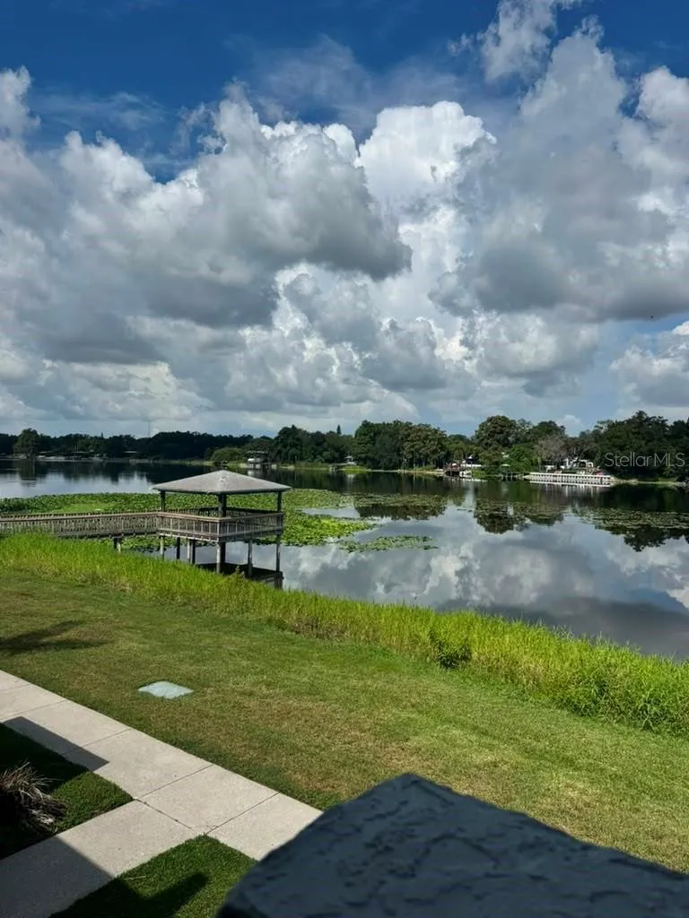 4140 Dolphin Drive Tampa FL 33617