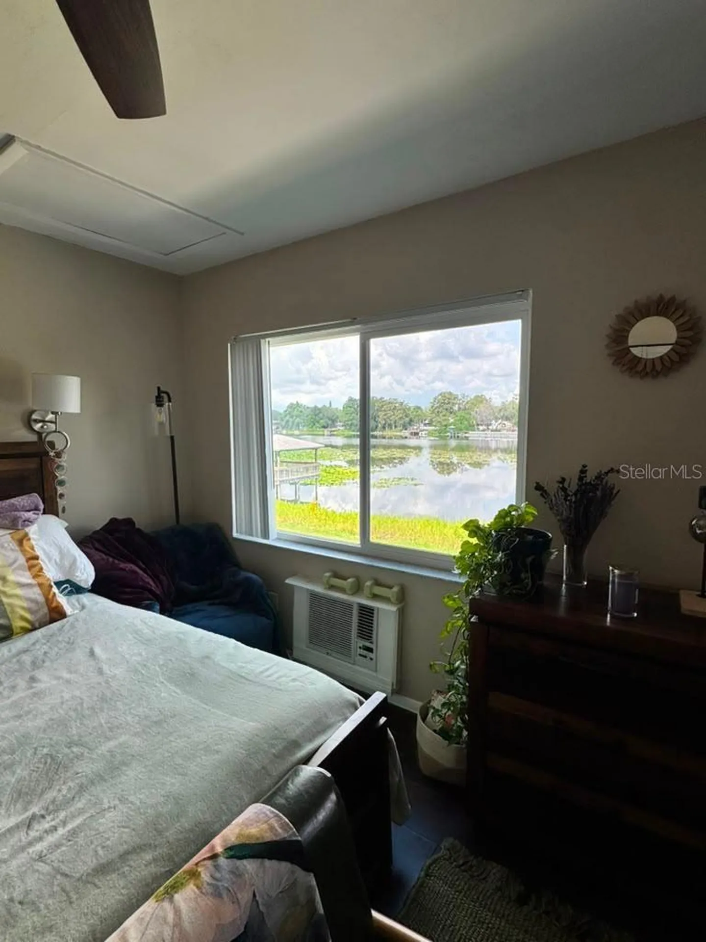 4140 Dolphin Drive Tampa FL 33617