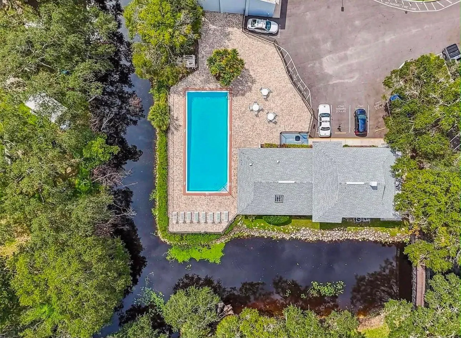 4140 Dolphin Drive Tampa FL 33617