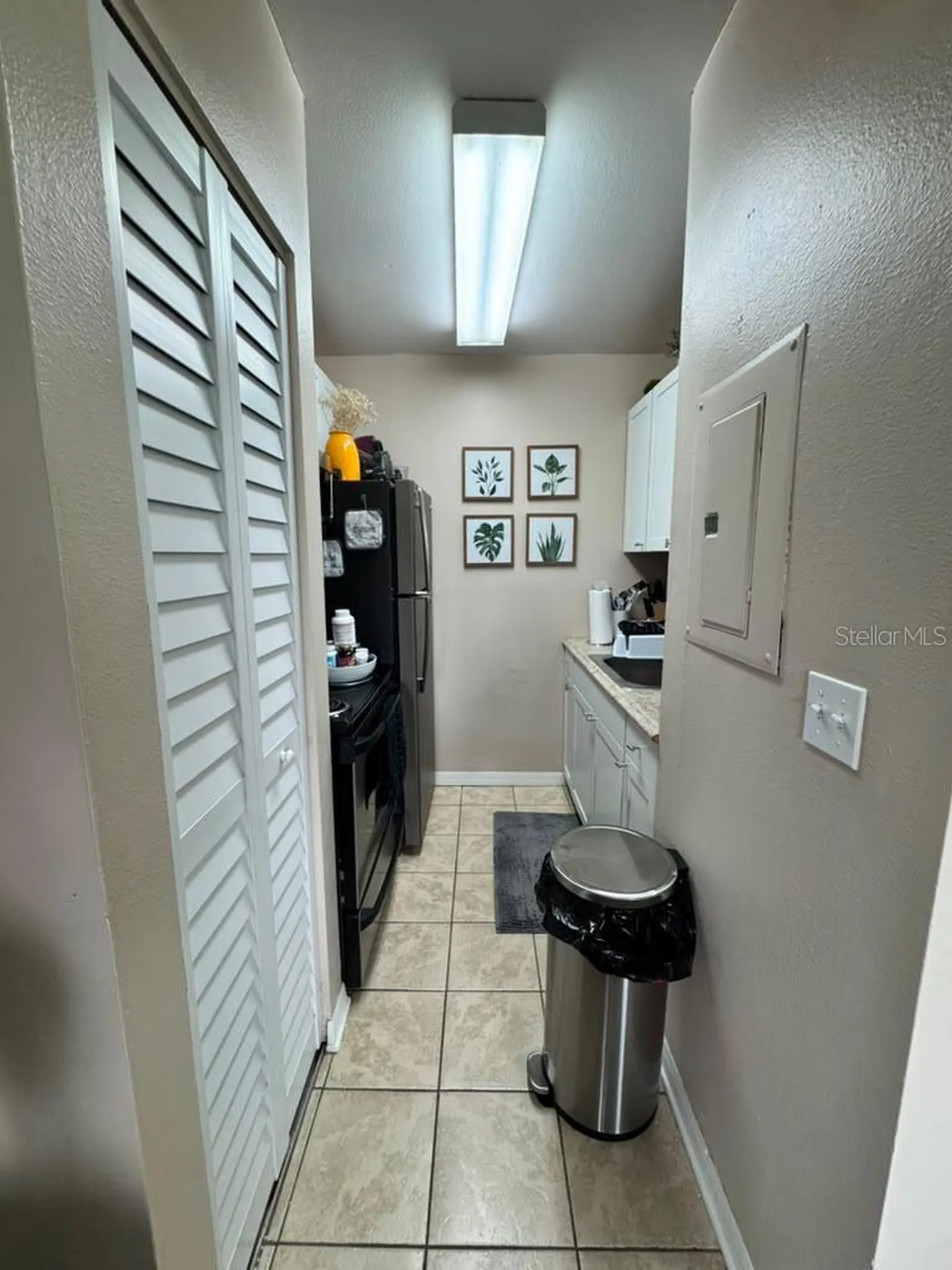 4140 Dolphin Drive Tampa FL 33617