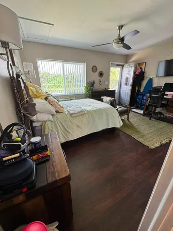 4140 Dolphin Drive Tampa FL 33617
