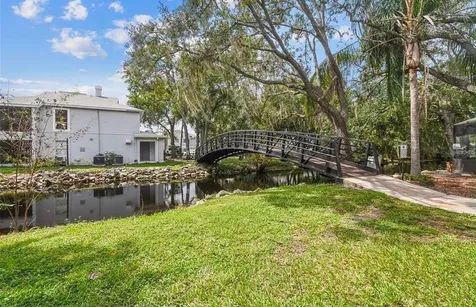 4140 Dolphin Drive Tampa FL 33617