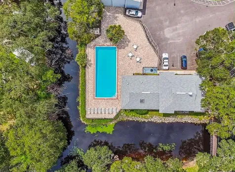 4140 Dolphin Drive Tampa FL 33617