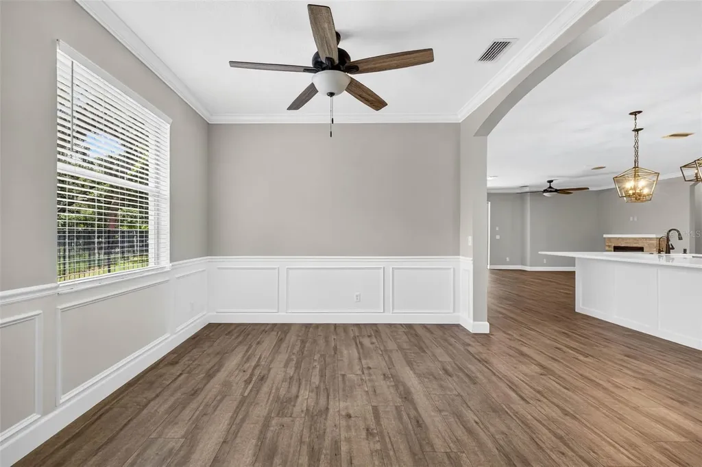 6135 Whimbrelwood Drive Lithia FL 33547