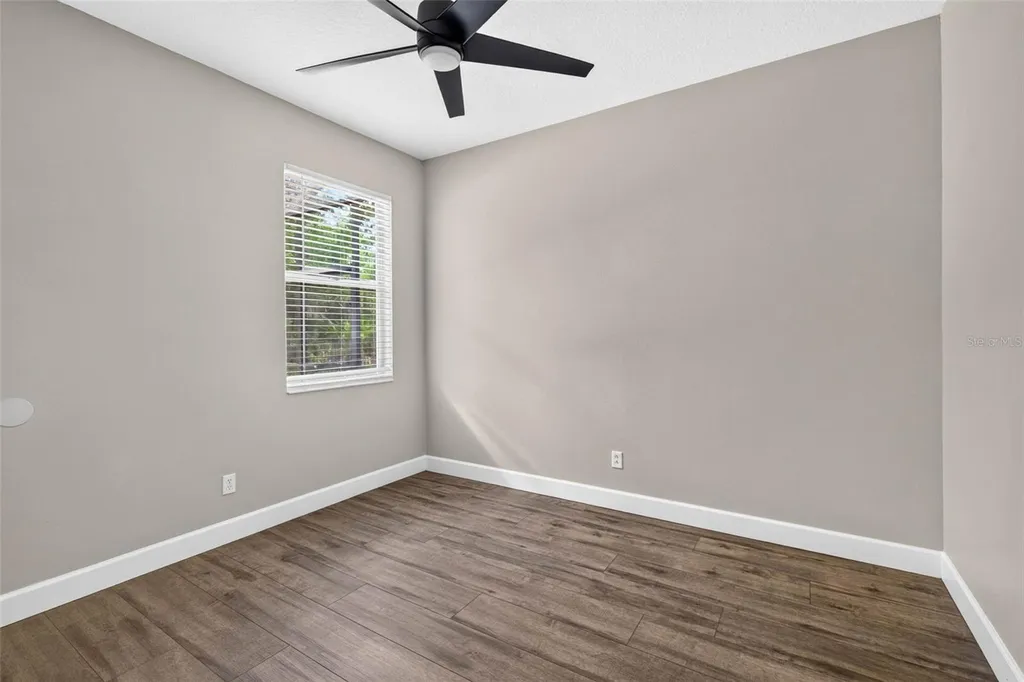 6135 Whimbrelwood Drive Lithia FL 33547