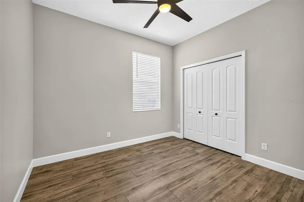 6135 Whimbrelwood Drive Lithia FL 33547
