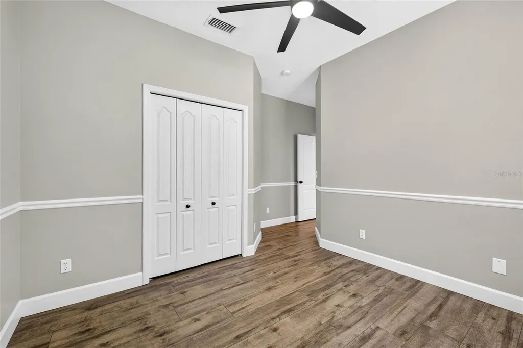 6135 Whimbrelwood Drive Lithia FL 33547