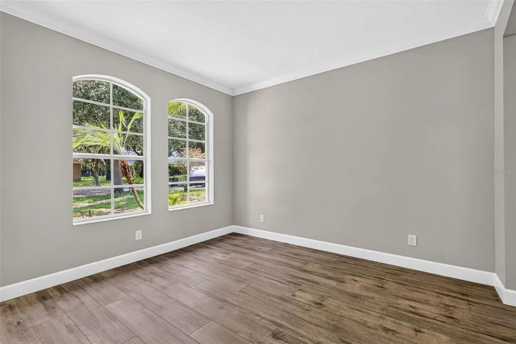 6135 Whimbrelwood Drive Lithia FL 33547