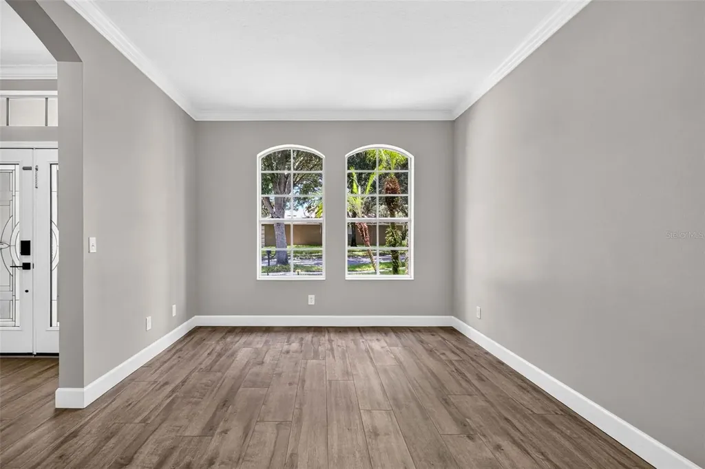6135 Whimbrelwood Drive Lithia FL 33547