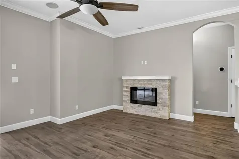 6135 Whimbrelwood Drive Lithia FL 33547