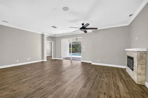 6135 Whimbrelwood Drive Lithia FL 33547