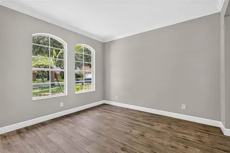 6135 Whimbrelwood Drive Lithia FL 33547