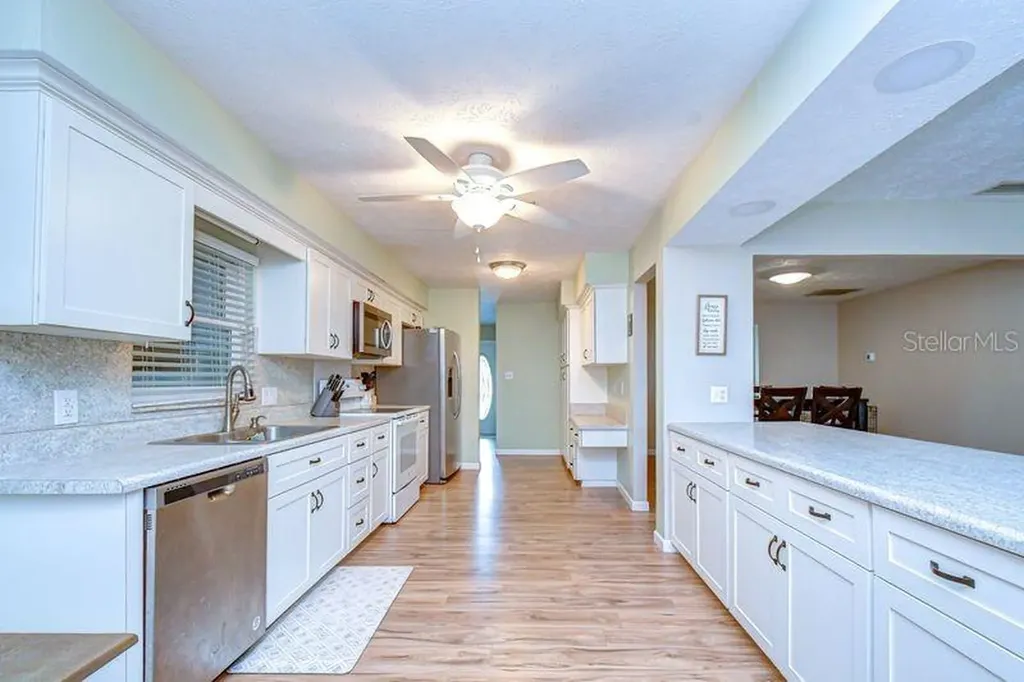 601 Larrie Ellen Way Brandon FL 33511