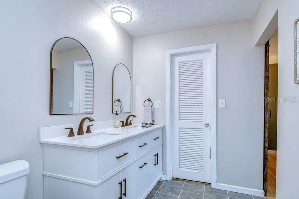 601 Larrie Ellen Way Brandon FL 33511
