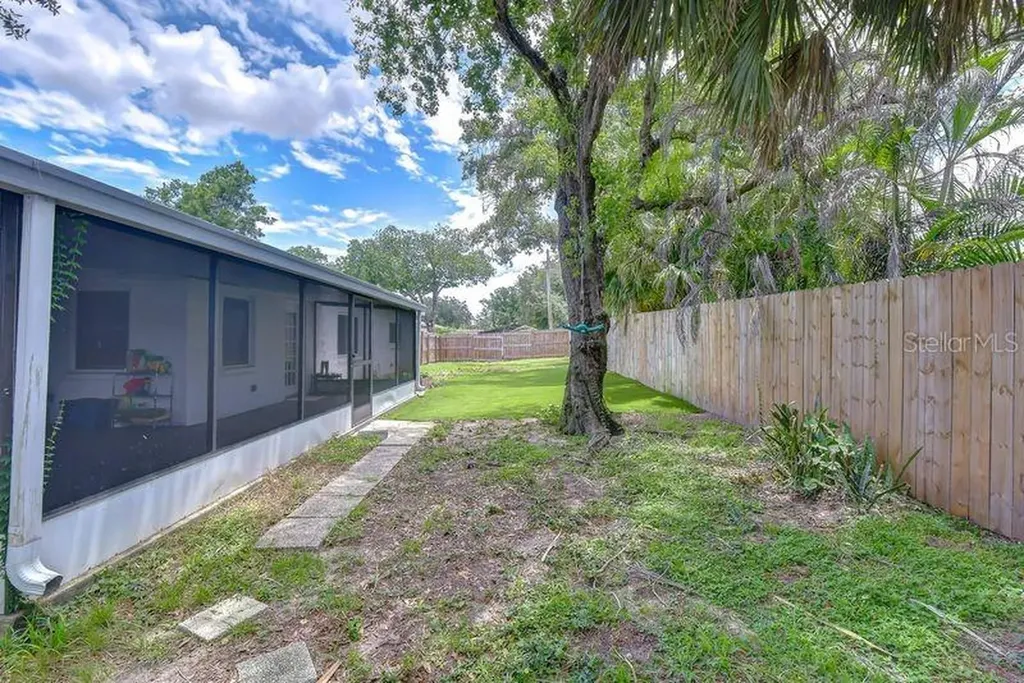 601 Larrie Ellen Way Brandon FL 33511