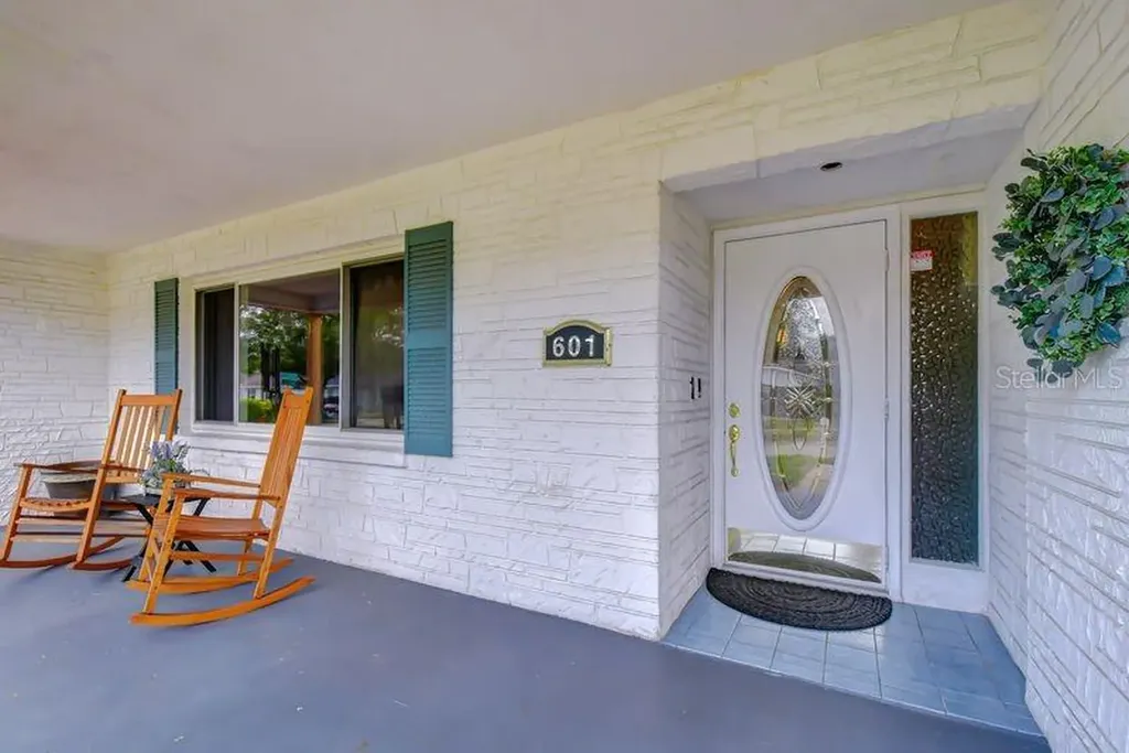 601 Larrie Ellen Way Brandon FL 33511