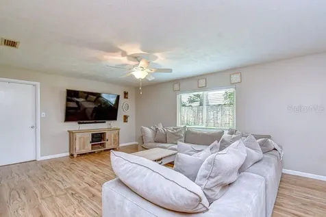 601 Larrie Ellen Way Brandon FL 33511
