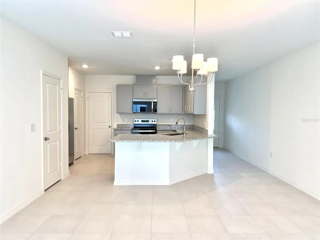 2817 Moonshadow Court Clermont FL 34714