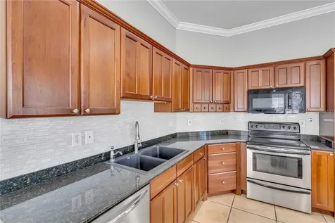213 S Arrawana Avenue Tampa FL 33609