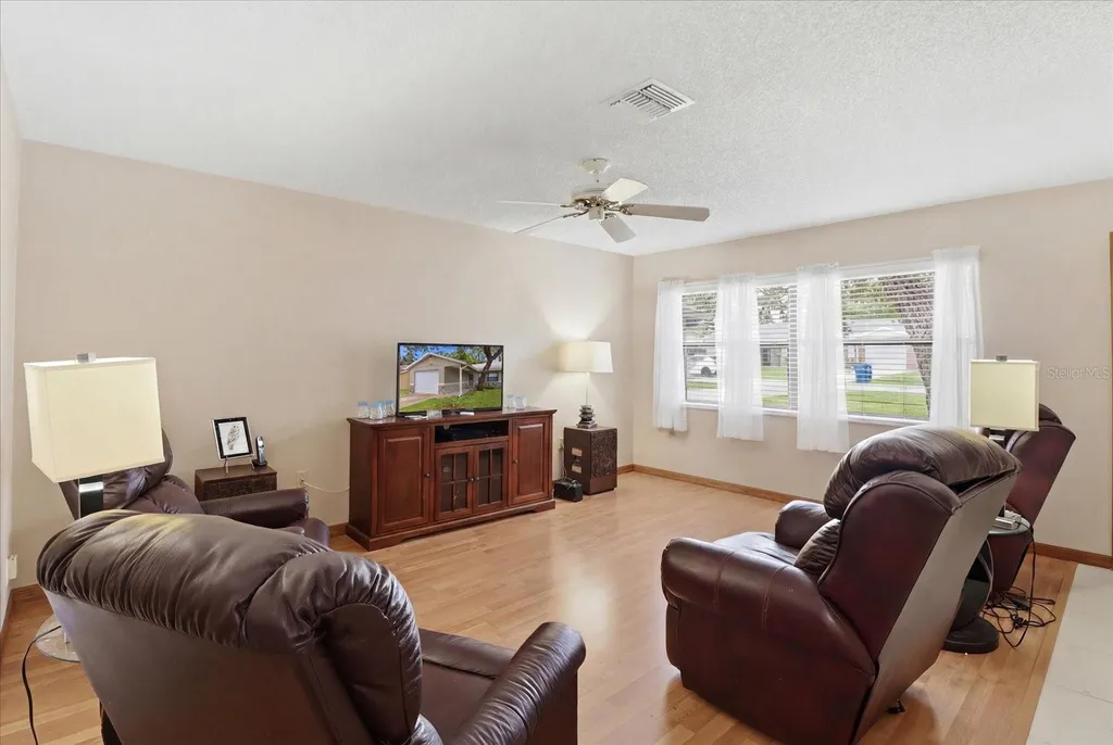 1289-1291 Markham Avenue Spring Hill FL 34606