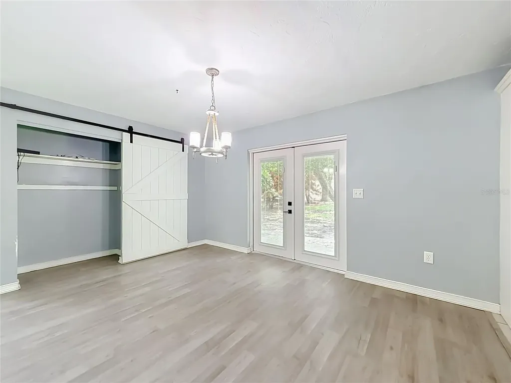 460 N Pine Avenue Oviedo FL 32765