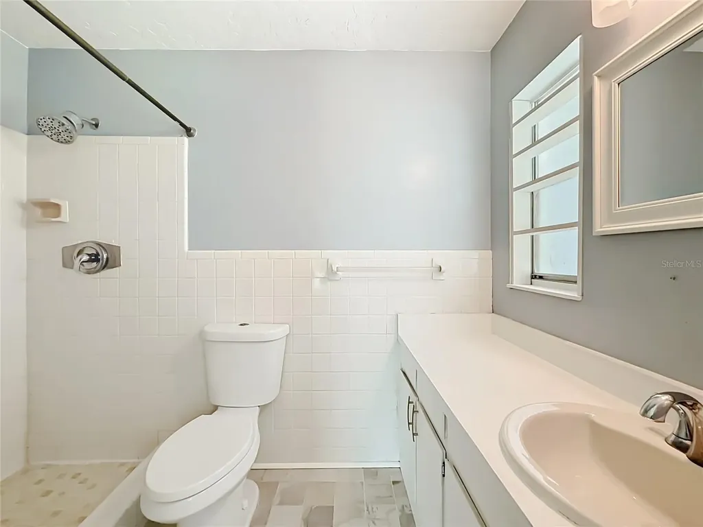 460 N Pine Avenue Oviedo FL 32765
