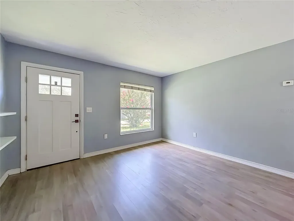 460 N Pine Avenue Oviedo FL 32765
