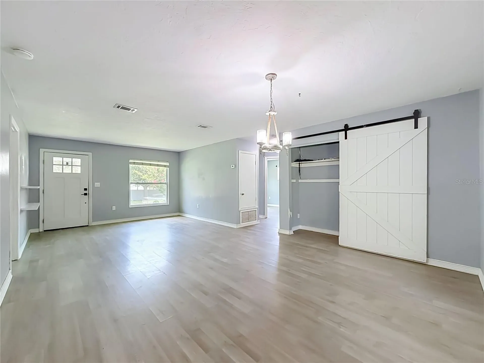 460 N Pine Avenue Oviedo FL 32765