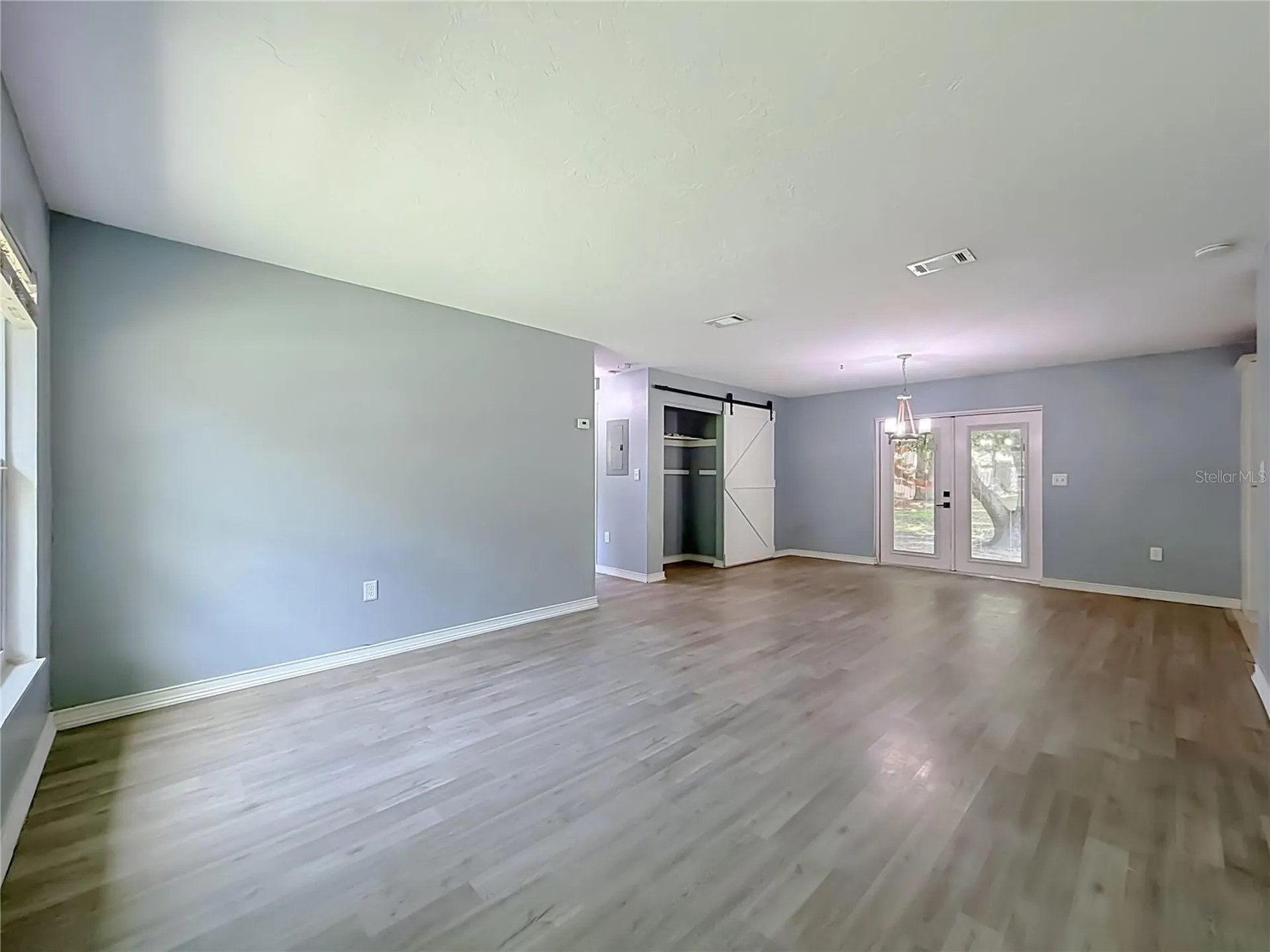 460 N Pine Avenue Oviedo FL 32765