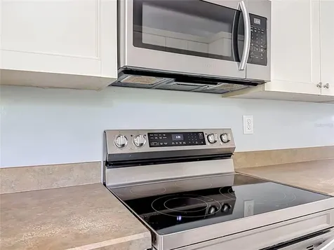 460 N Pine Avenue Oviedo FL 32765
