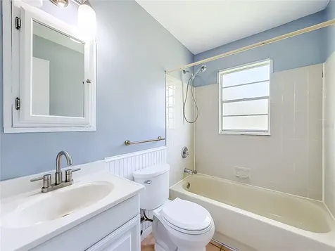 460 N Pine Avenue Oviedo FL 32765