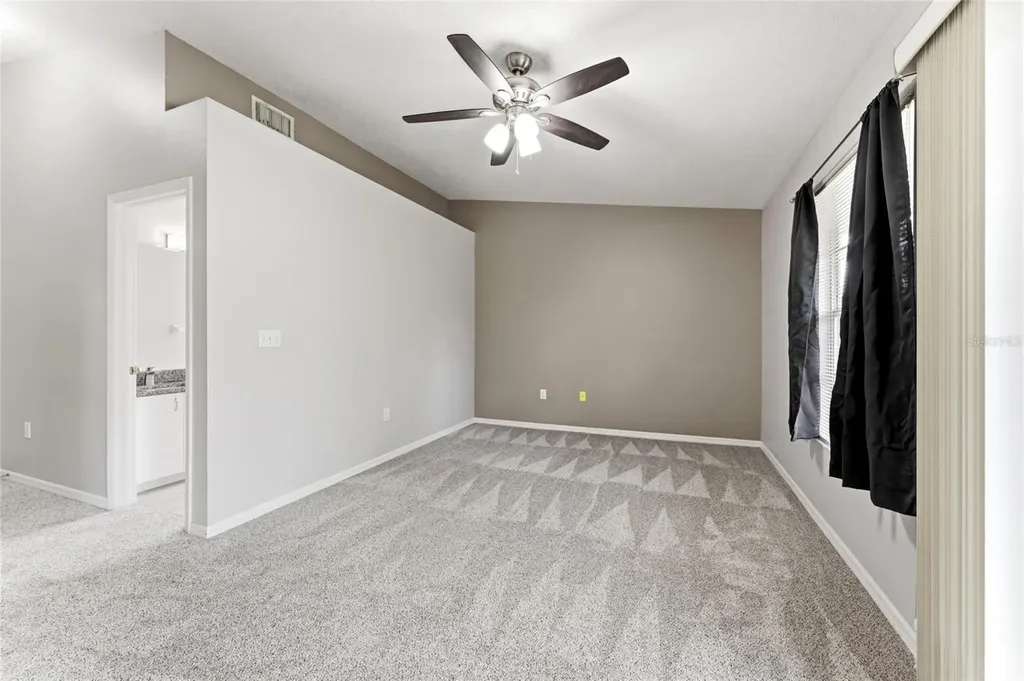 9044 Lake Place Lane Tampa FL 33634